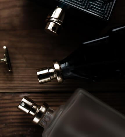 stylish-mens-business-accessories-cologne-and-cufflinks-picture-id845864830 stylish-mens-business-accessories-cologne-and-cufflinks-picture-id845864830